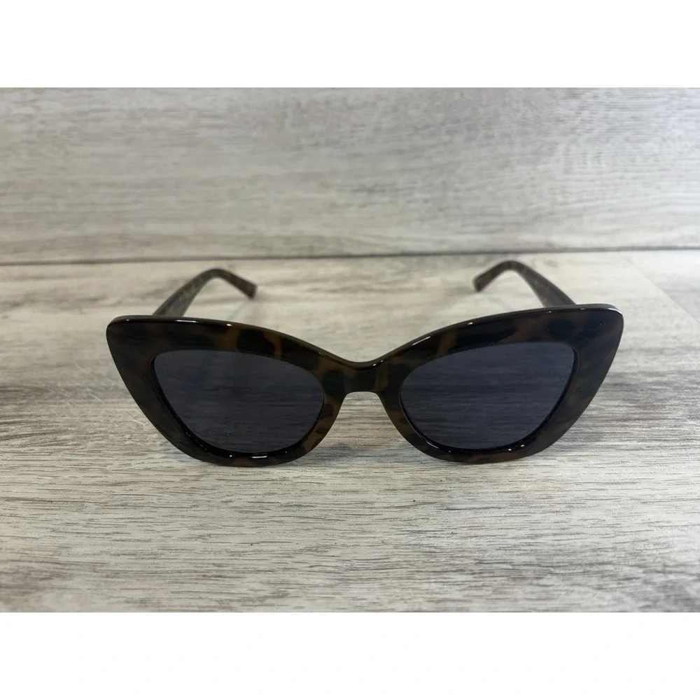 Fryers Magnolia 104-2 Sunglasses Tortoise Cat Eye Womens Summer